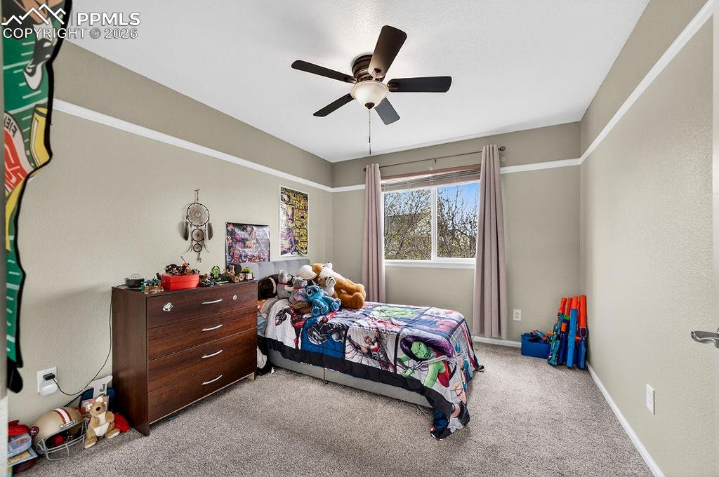 Image 25 of 37: Bedroom