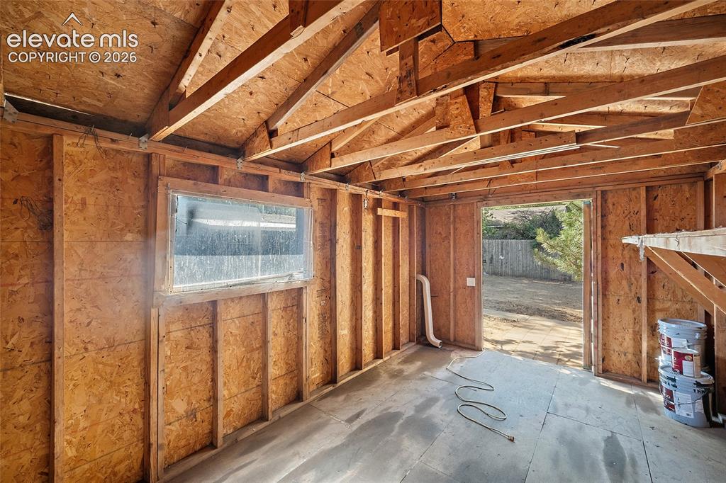 Image 31 of 32: Storage