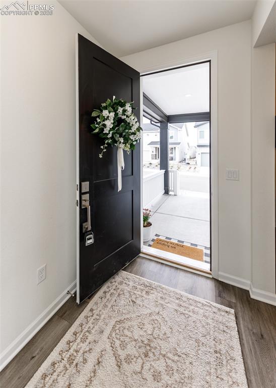 Image 5 of 50: Entry