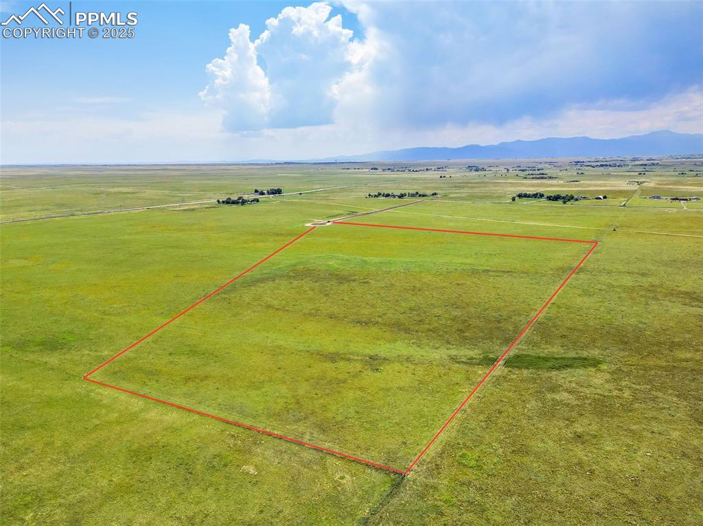 Image 2 of 13: "Property Lines are Approximate and not a survey".