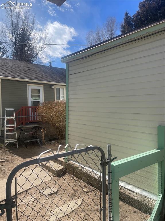 Image 29 of 31: Side of Structure