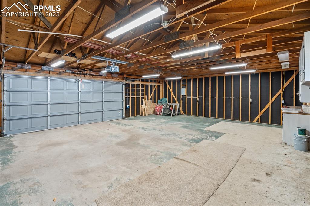 Image 10 of 26: Tons of possibilities in the garage!