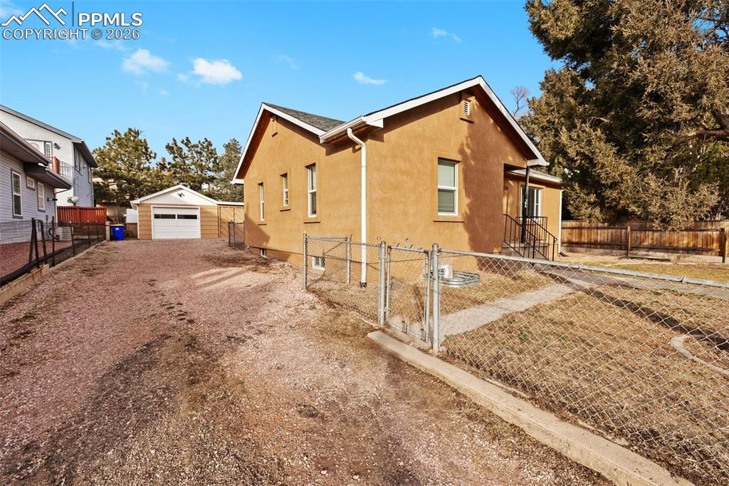 Image 33 of 47: Side of Structure