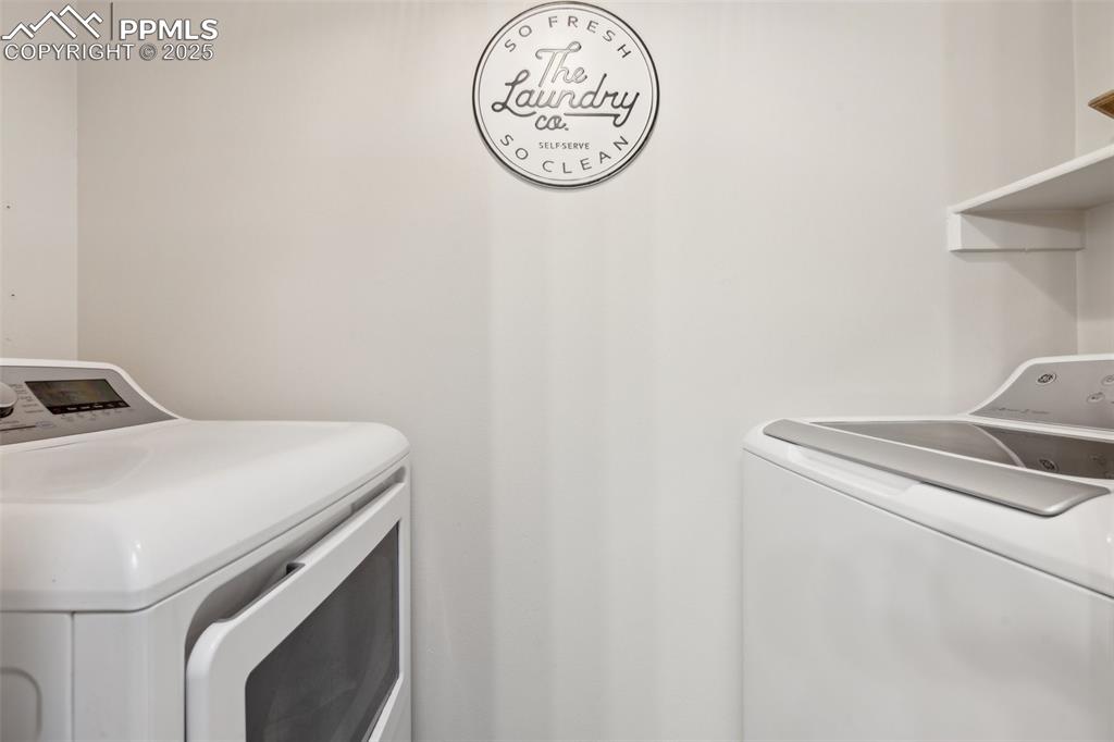 Image 16 of 36: Laundry