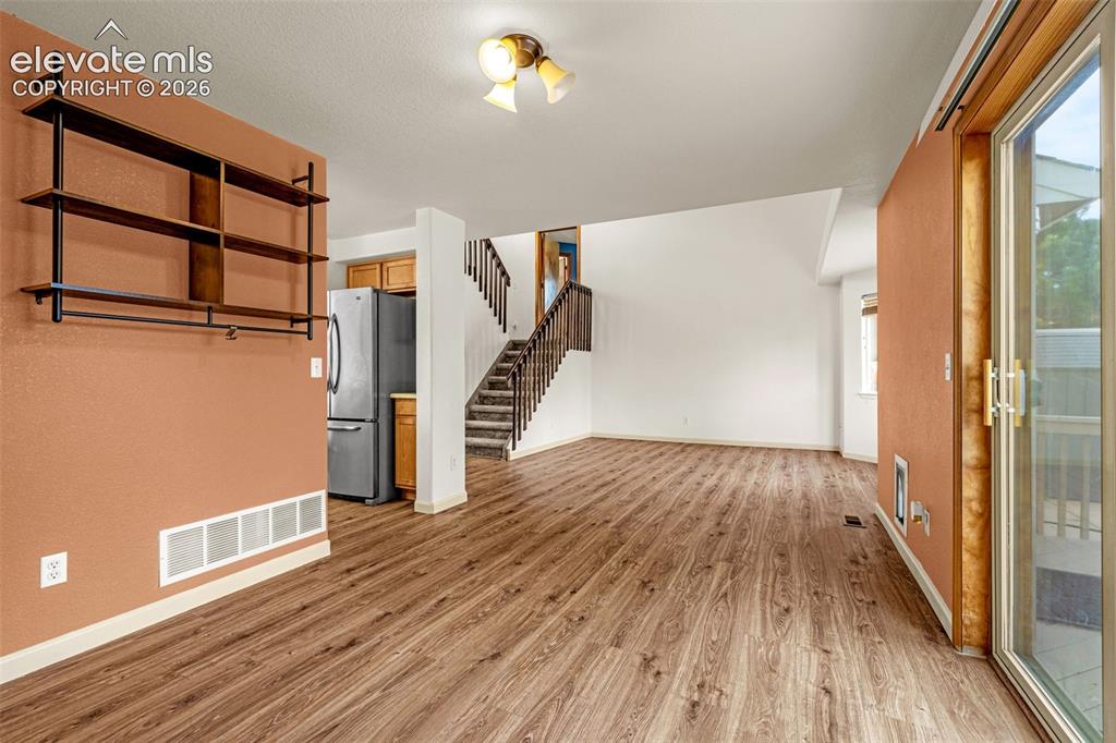 Image 10 of 50: Living Room