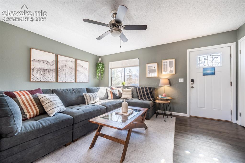 Image 8 of 45: Living Room