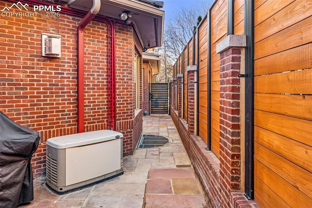 Image 40 of 50: NEW Fence And Gates