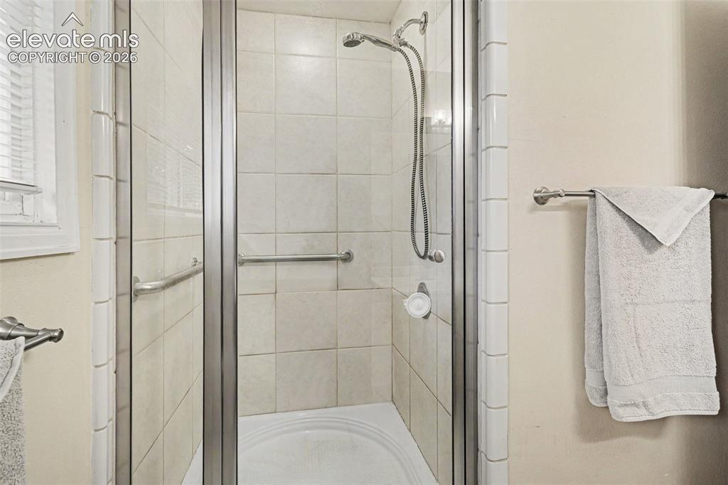 Image 17 of 39: Primary Bathroom