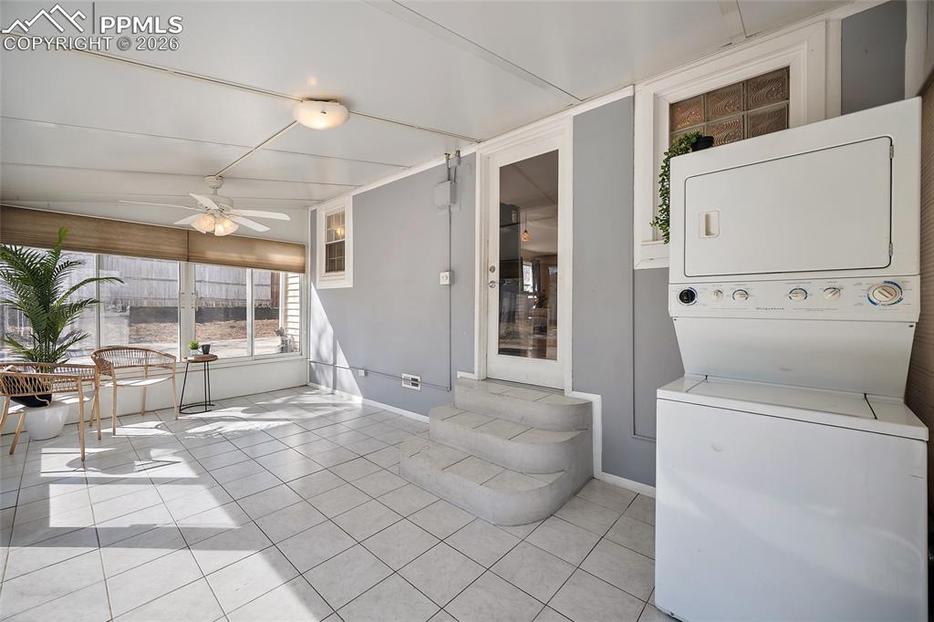 Image 9 of 26: Sun Room