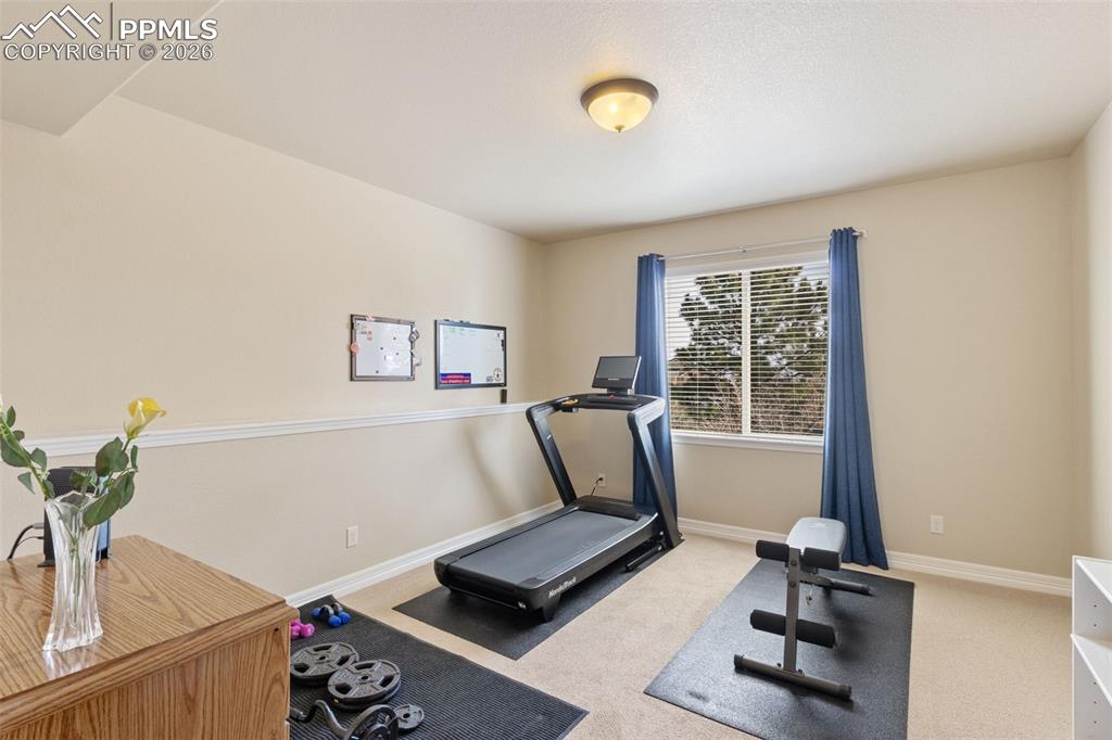 Image 26 of 47: Bedroom