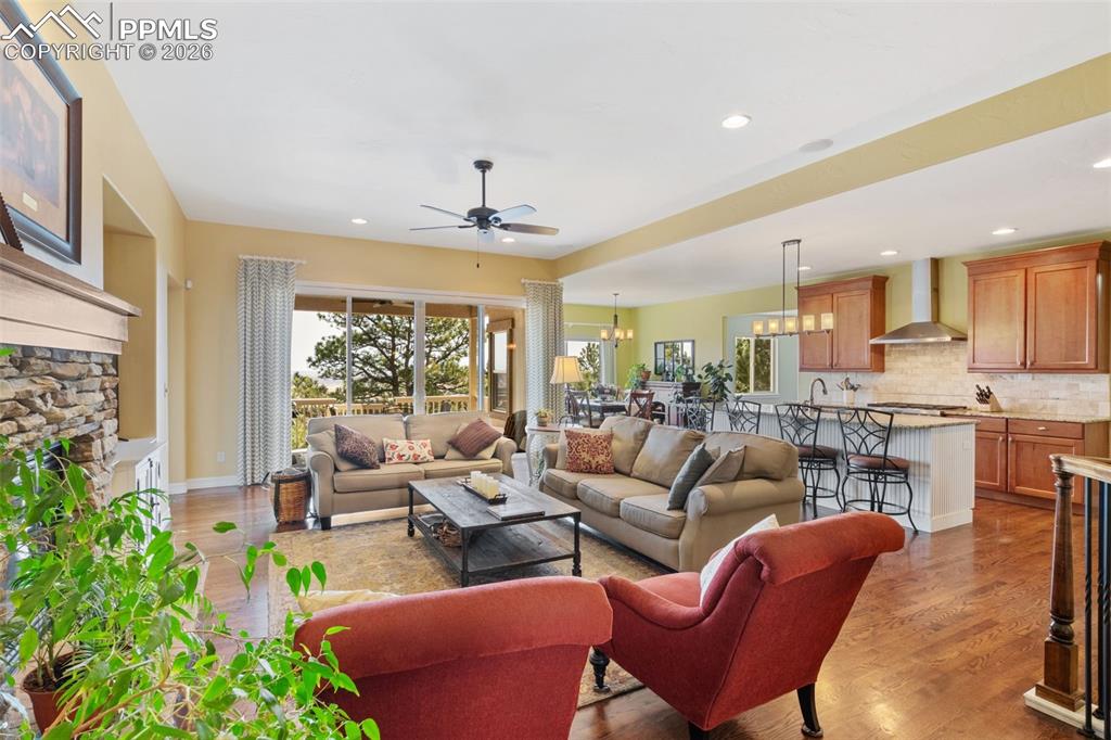 Image 6 of 47: Living Room