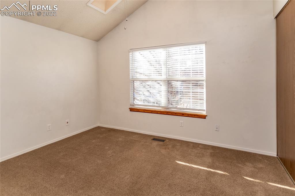 Listing 9253024, Image 19 of 31