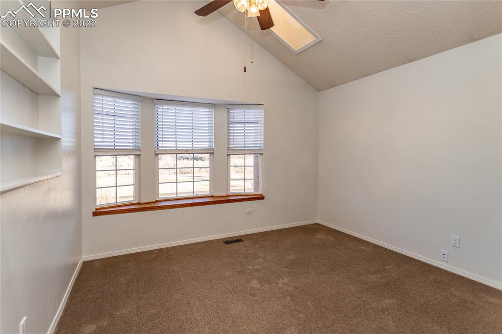 Listing 9253024, Image 21 of 31