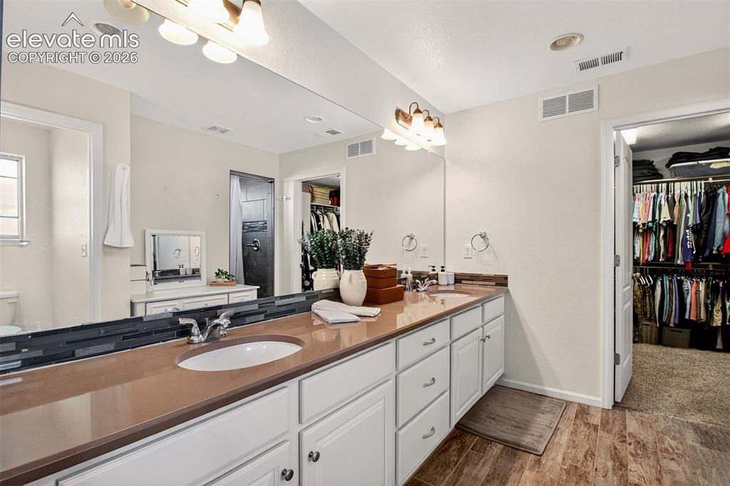 Image 17 of 45: Master Bathroom