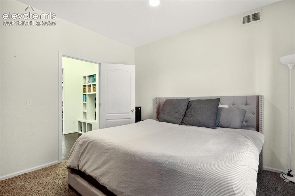Image 21 of 45: Main level bedroom or office, no closet