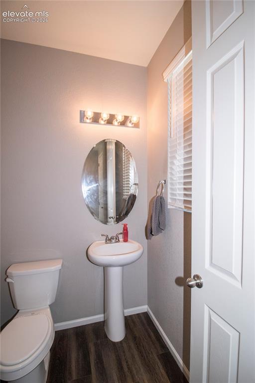 Image 12 of 23: Bathroom