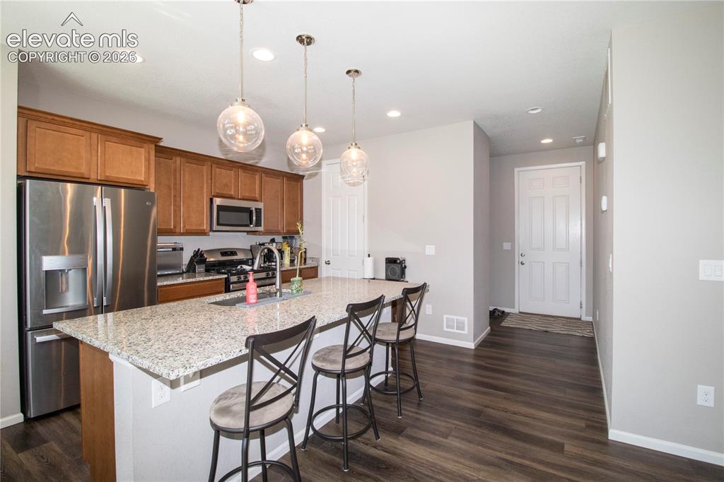 Image 9 of 23: Kitchen
