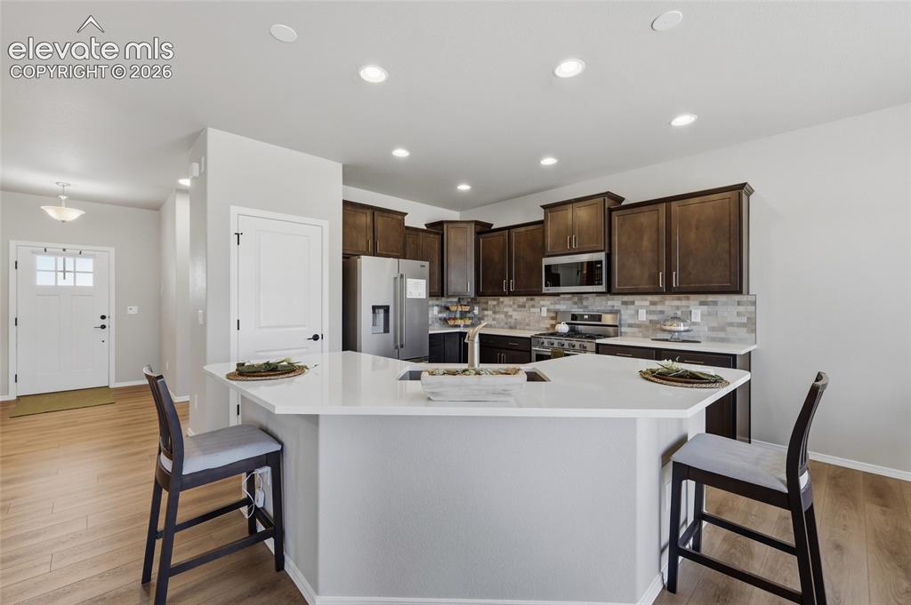 Image 14 of 43: Kitchen