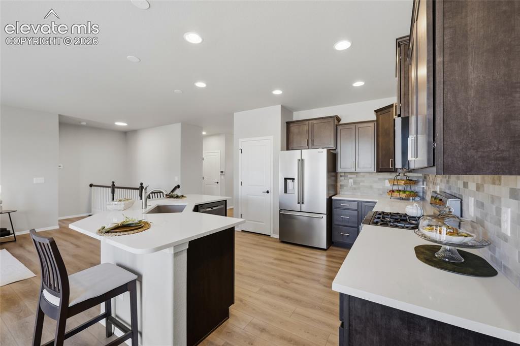 Image 19 of 43: Kitchen