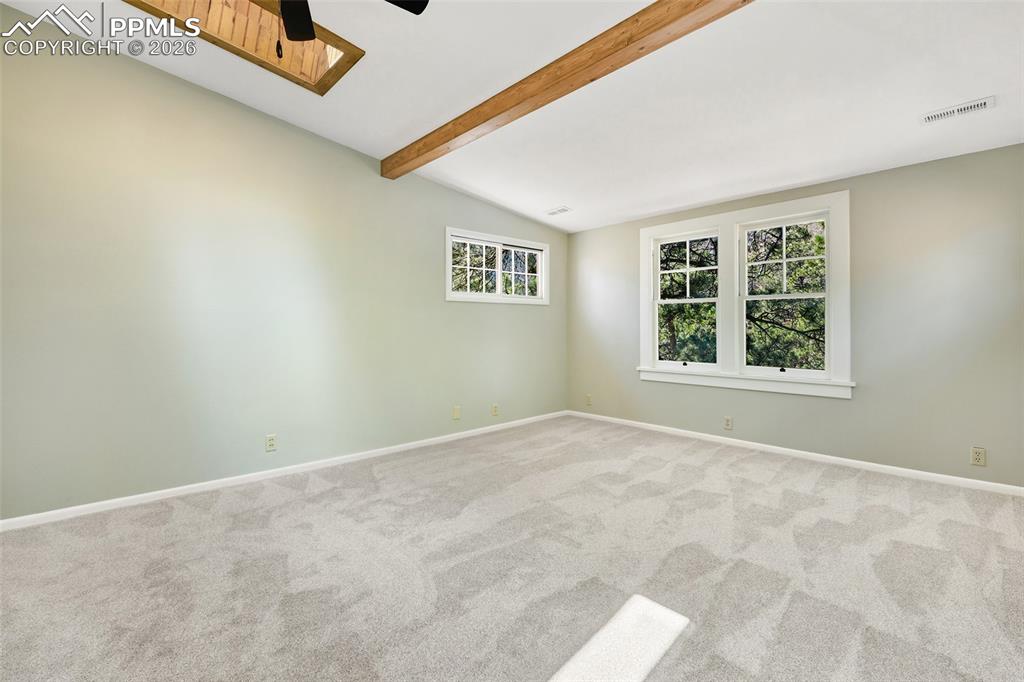 Image 29 of 47: Large Family Room