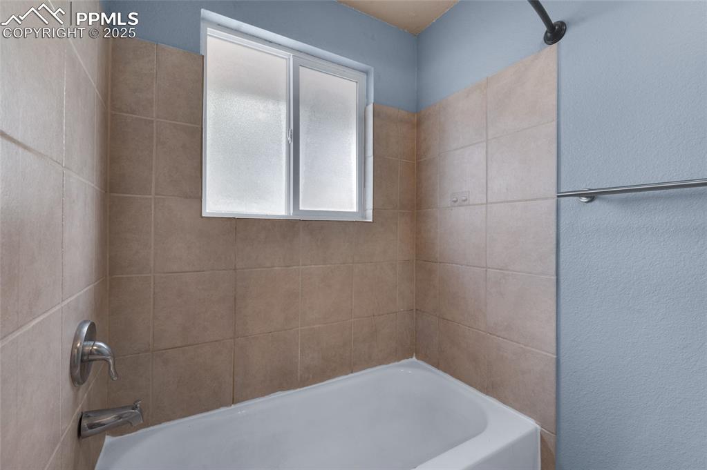Image 30 of 48: Master Bathroom