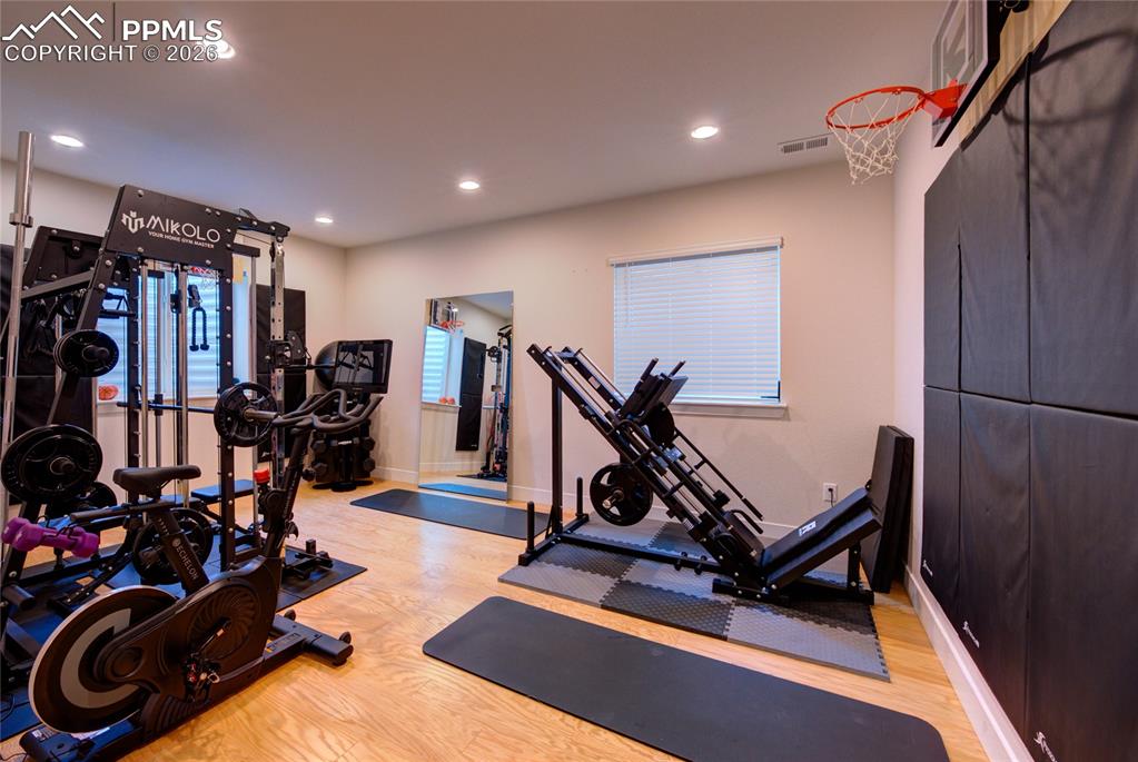 Image 41 of 50: Exercise Room