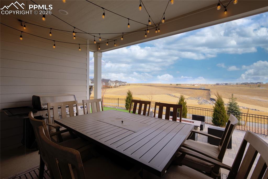 Image 42 of 50: Patio