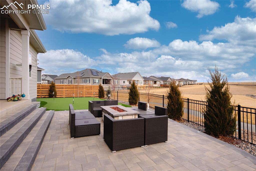 Image 43 of 50: Patio