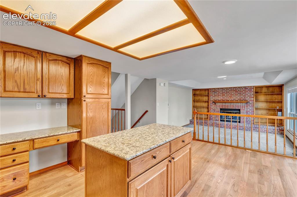 Image 13 of 46: Kitchen