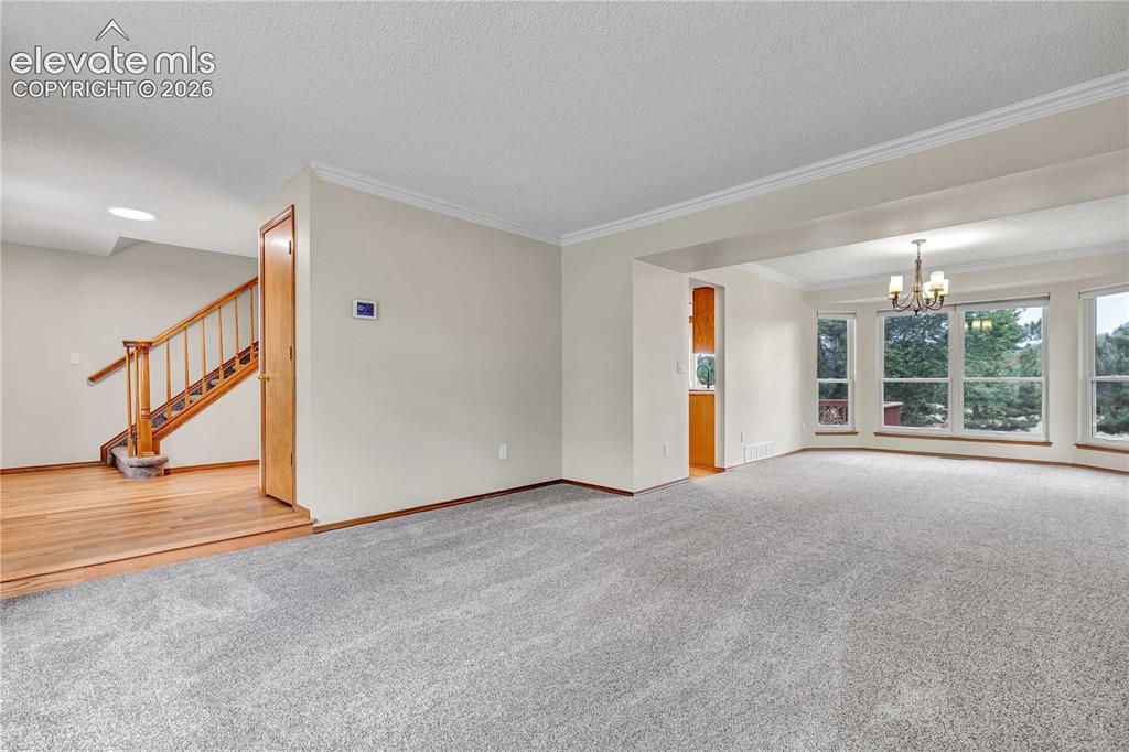 Image 16 of 46: Living Room