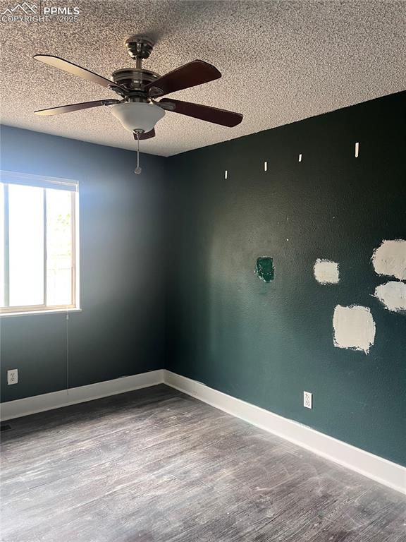 Image 6 of 17: Bedroom 1