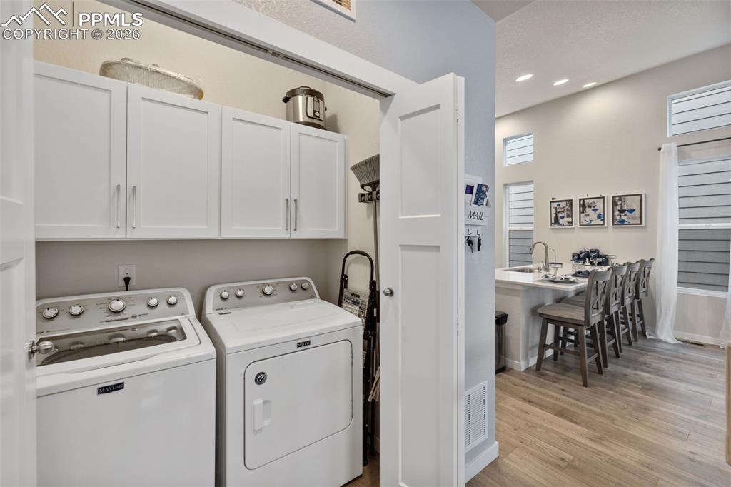 Image 28 of 39: Upper Level