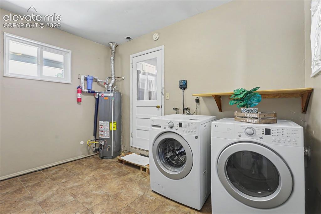 Image 15 of 36: Laundry
