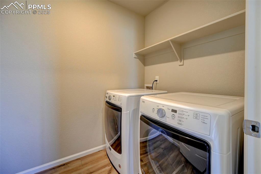 Image 21 of 22: Laundry