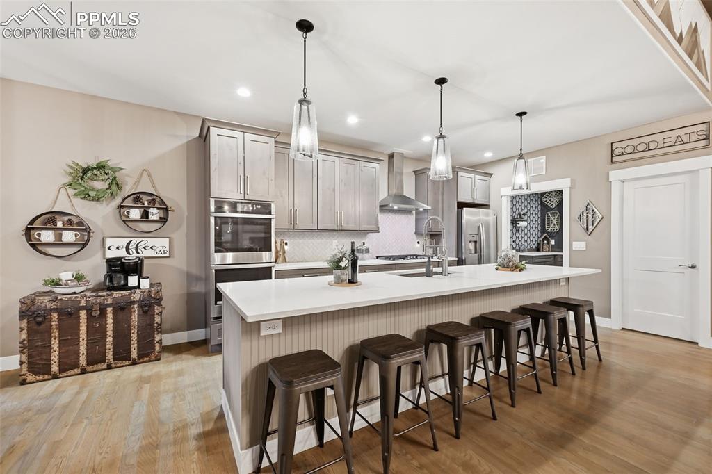 Image 14 of 50: Kitchen