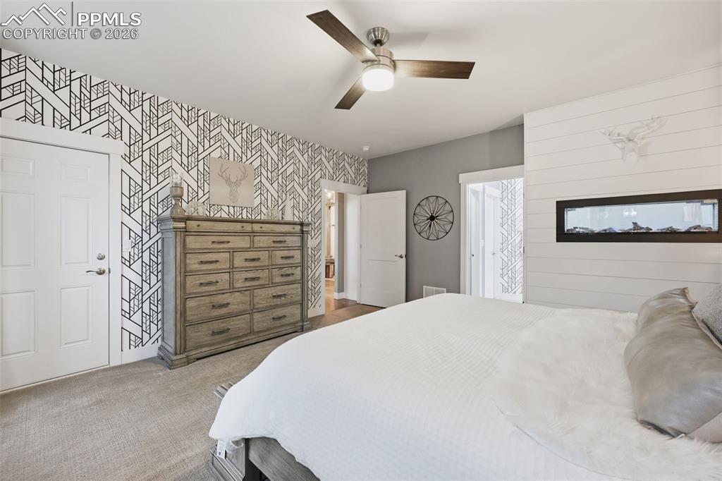 Image 23 of 50: Owner