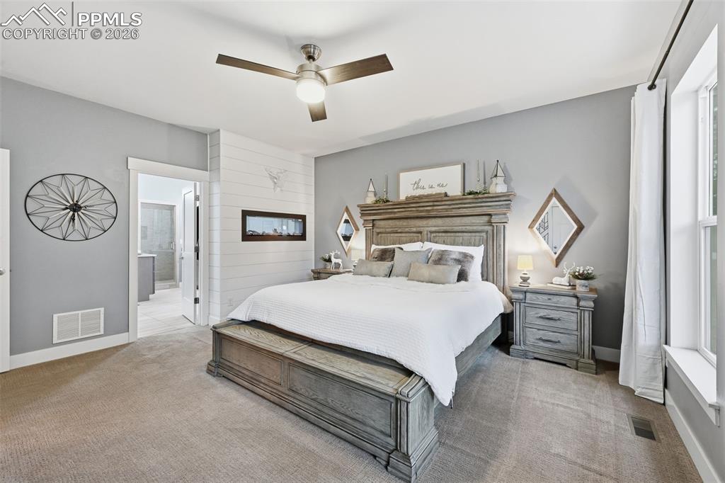 Image 24 of 50: Owner