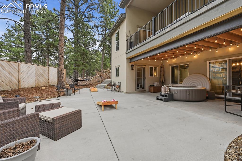 Image 42 of 50: Patio