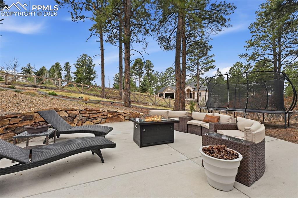 Image 44 of 50: Patio