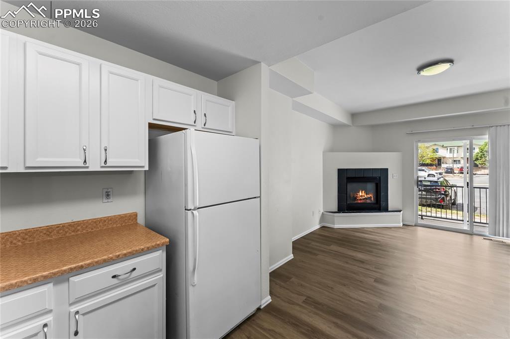 Image 12 of 31: Kitchen