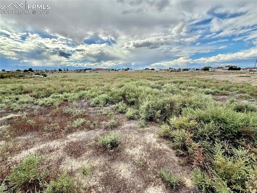 Image 6 of 6: View of nature with rural landscape