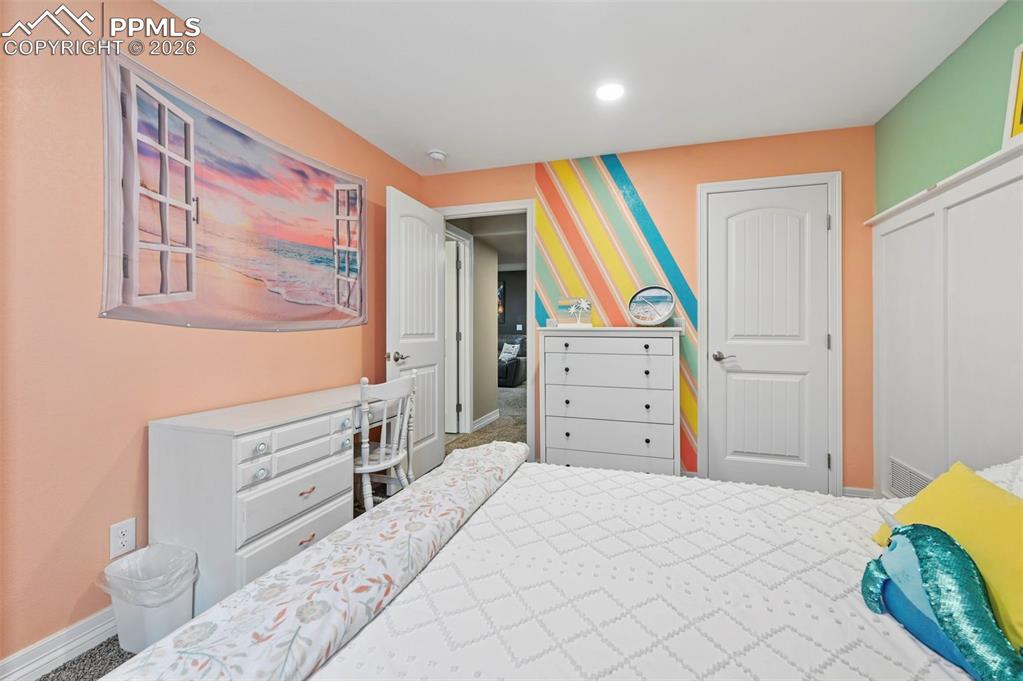 Image 27 of 42: Bedroom