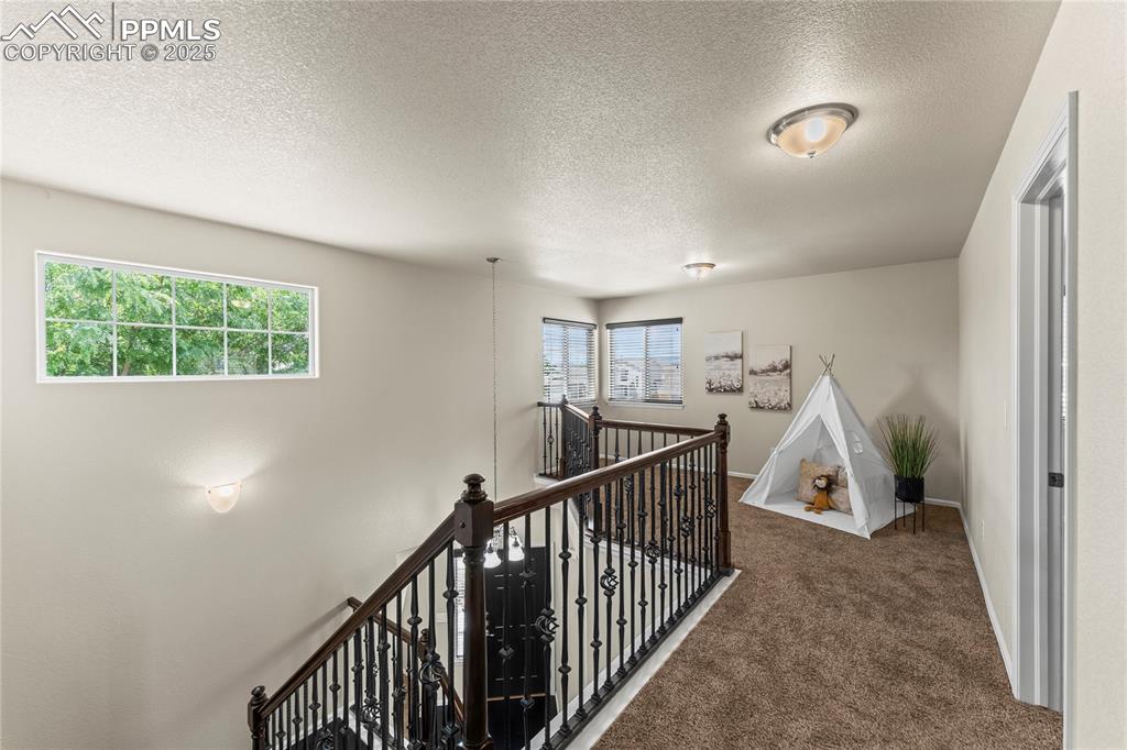 Image 22 of 48: Loft