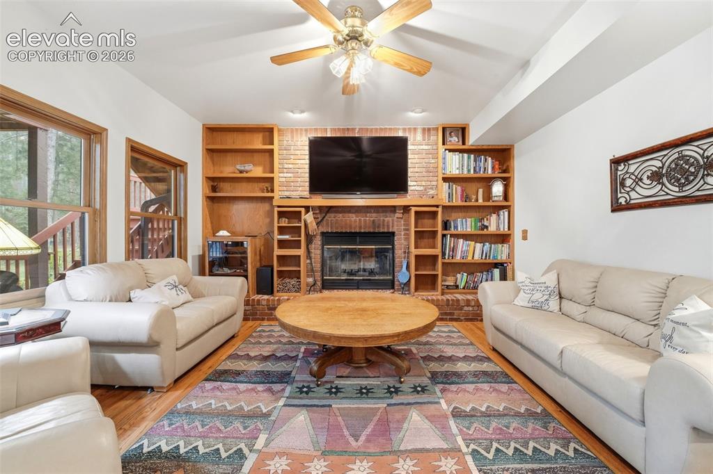Image 11 of 50: Living Room