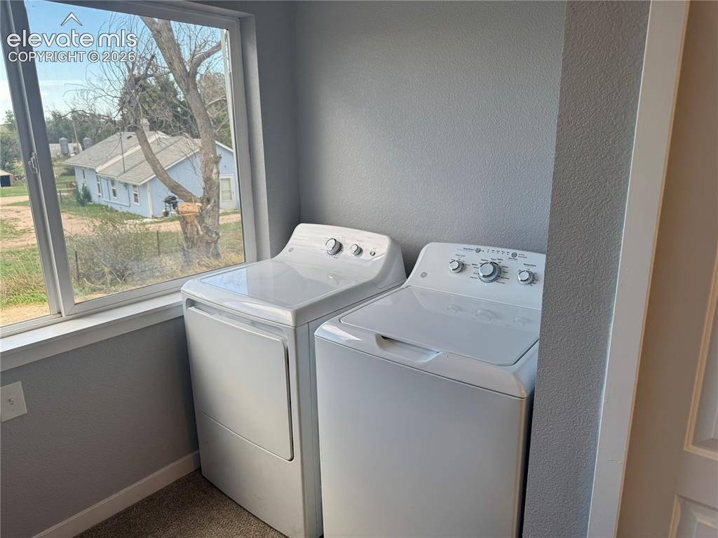 Image 21 of 26: Laundry