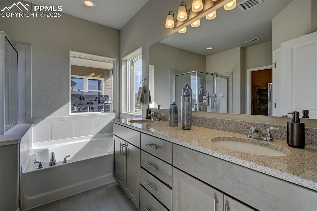 Image 18 of 20: **Photos are from a previously stagged Savannah, colors and upgrades will v