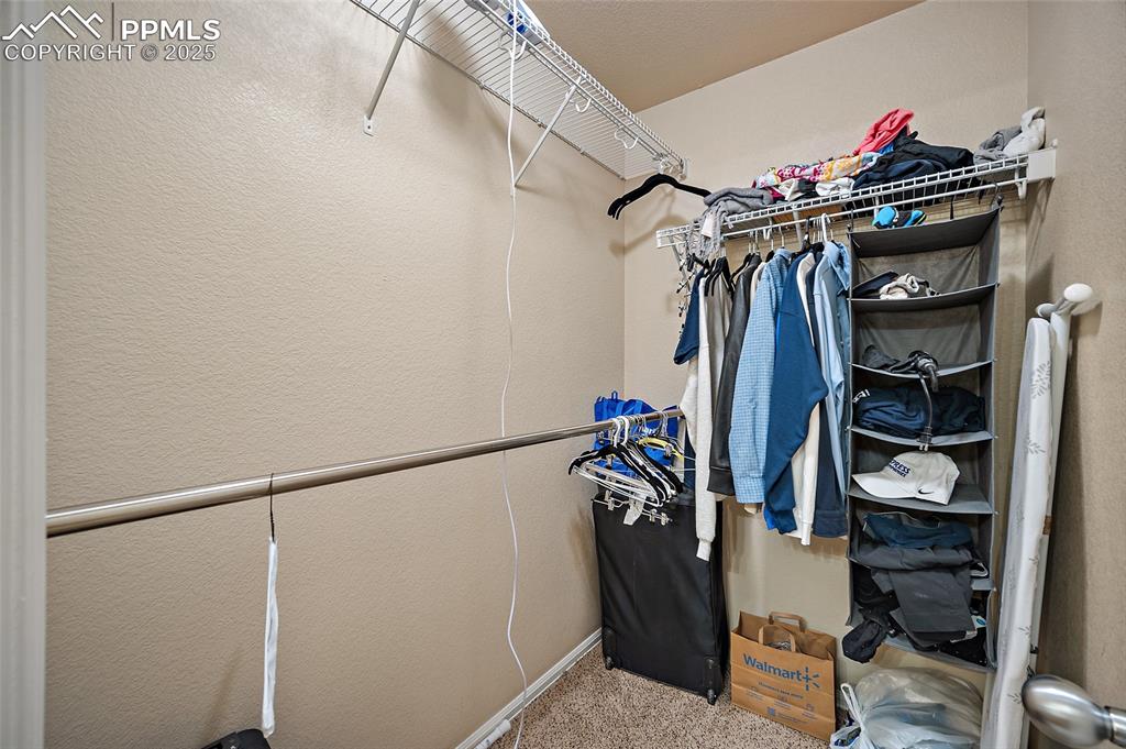 Image 26 of 38: Closet