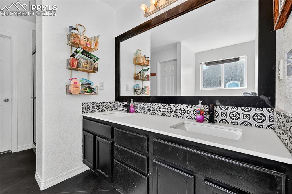 Image 24 of 34: Master Bathroom