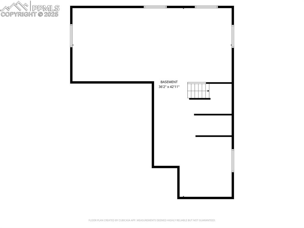Image 28 of 34: Floor Plan