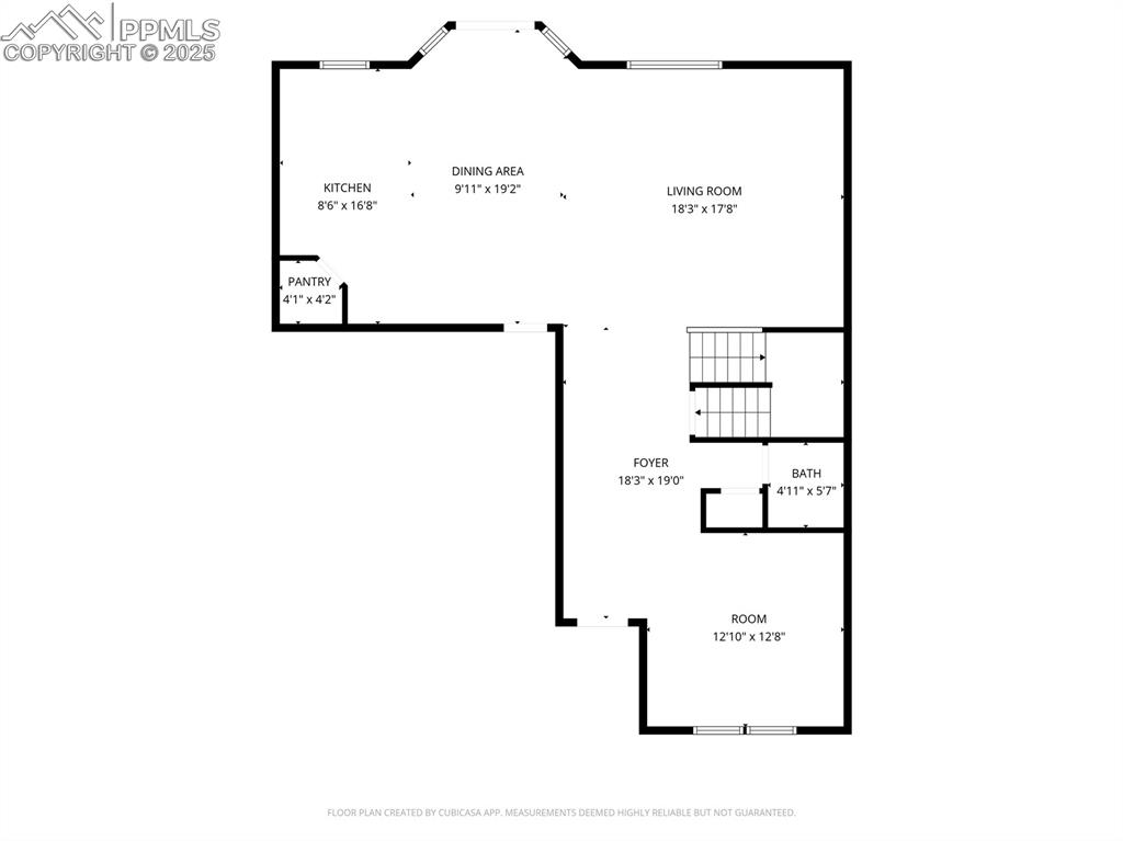 Image 30 of 34: Floor Plan
